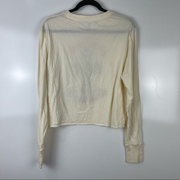 NEW Treasure & Bond Long Sleeve Crewneck Guns N Roses Band Tee Women's Sz Medium - Picture 2 of 9